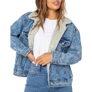 Celebrity Pink Acid Wash Sherpa Lined Denim Trucker Jacket Junior's Size M NWT